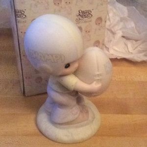 Precious moments figure